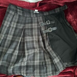 Hot topic school skirt